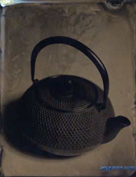 ferrotype of Japanese-style iron teapot